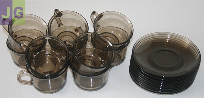 10 Tasses + 10 Sous Tasses Arcoroc Vintage