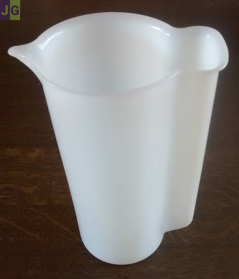 Verseuse Originale Tupperware. Hauteur 23,5 cm.