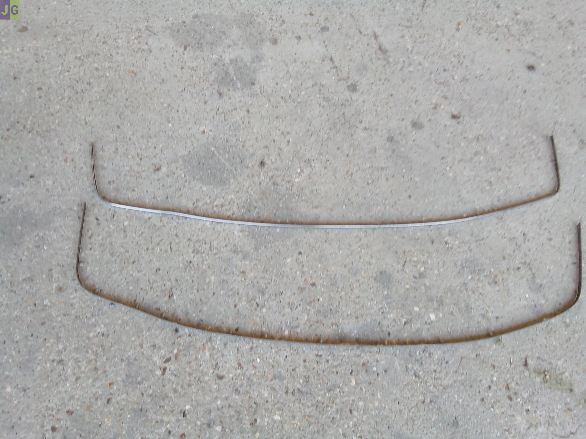 BAGUETTE DE 205 GTI