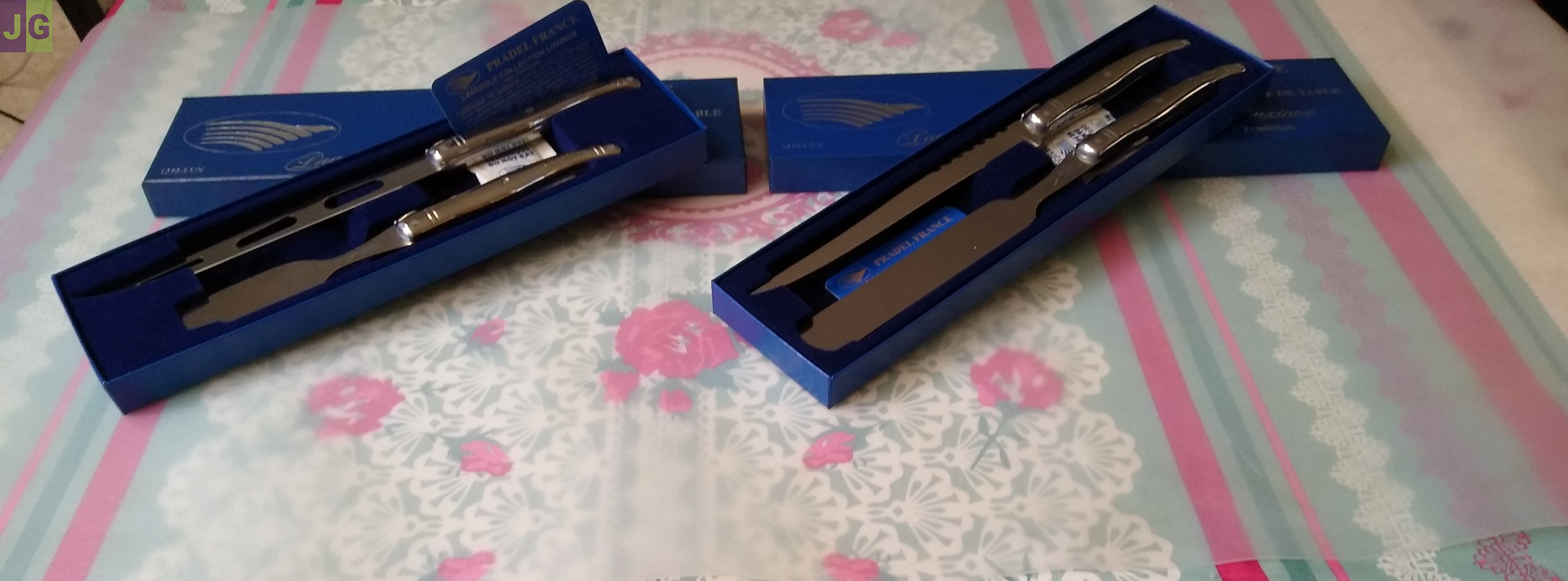 Service vintage la collection LAGUIOL, Pradel