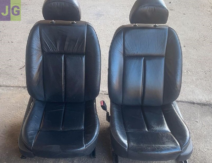 INTÉRIEUR DE 607 V6