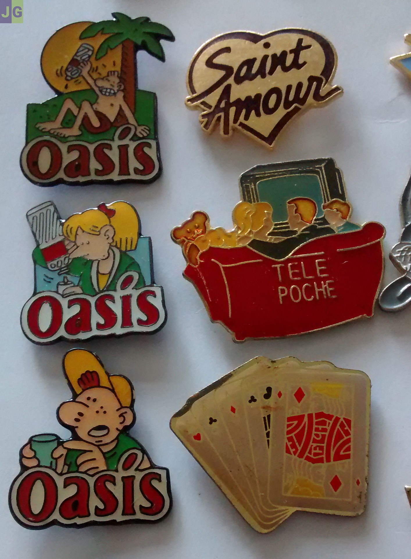 Pins-Pin's Pub Alimentaire & autres