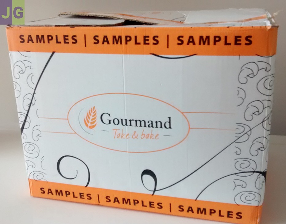 1 carton entier de coupons tissu doublure.