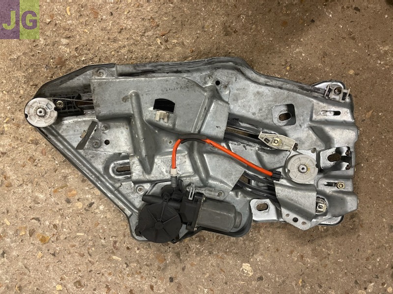 LÈVE VITRE ARRIÈRES DE 206 CC