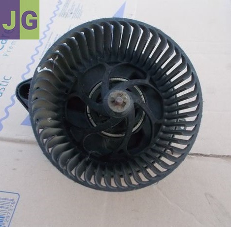 PULSEUR D’AIR DE 205 GTI