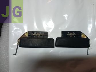 POIGNEE DE PORTE EXTERIEURE DE 205 GTI