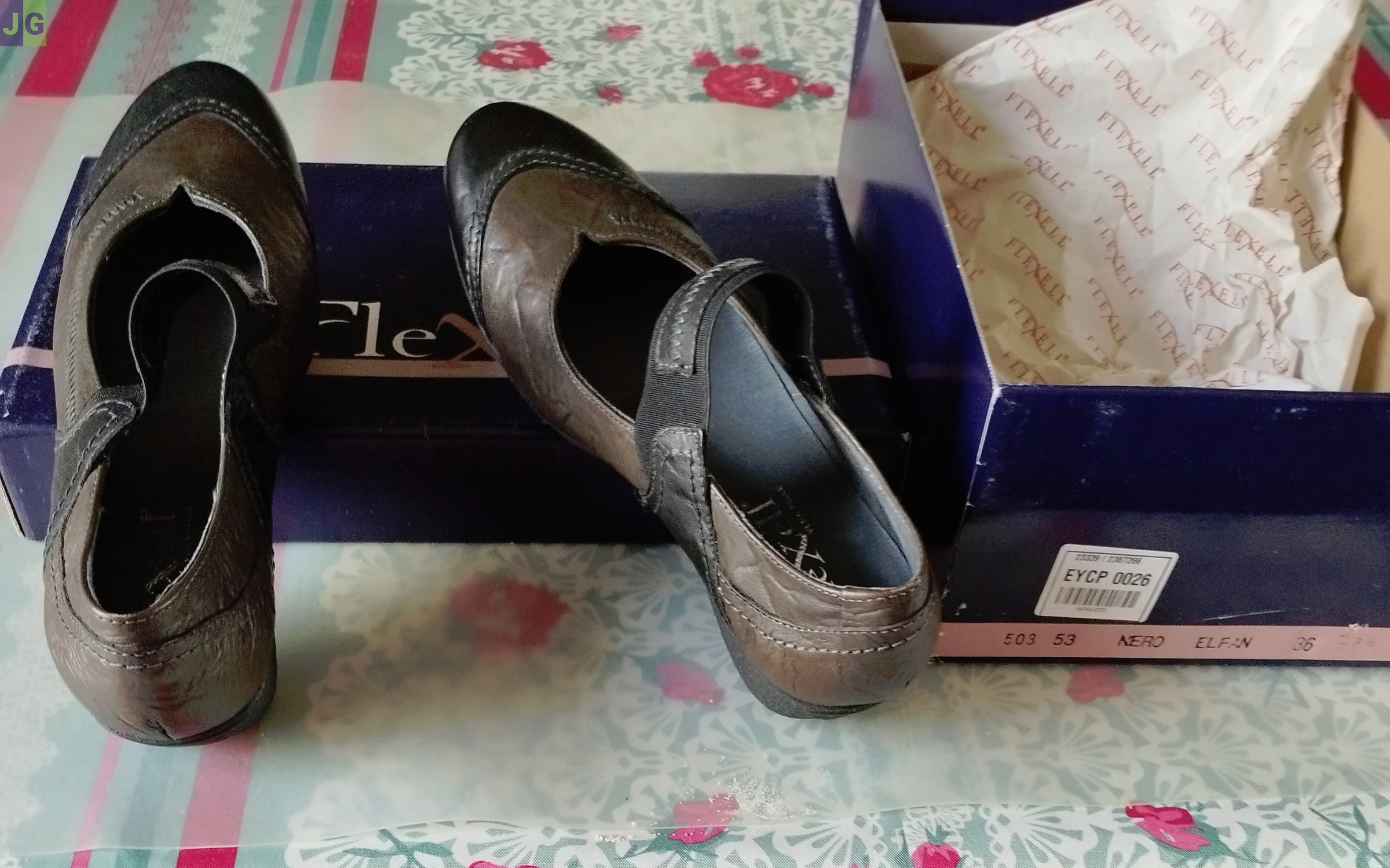 Chaussures Flexell Neuves
