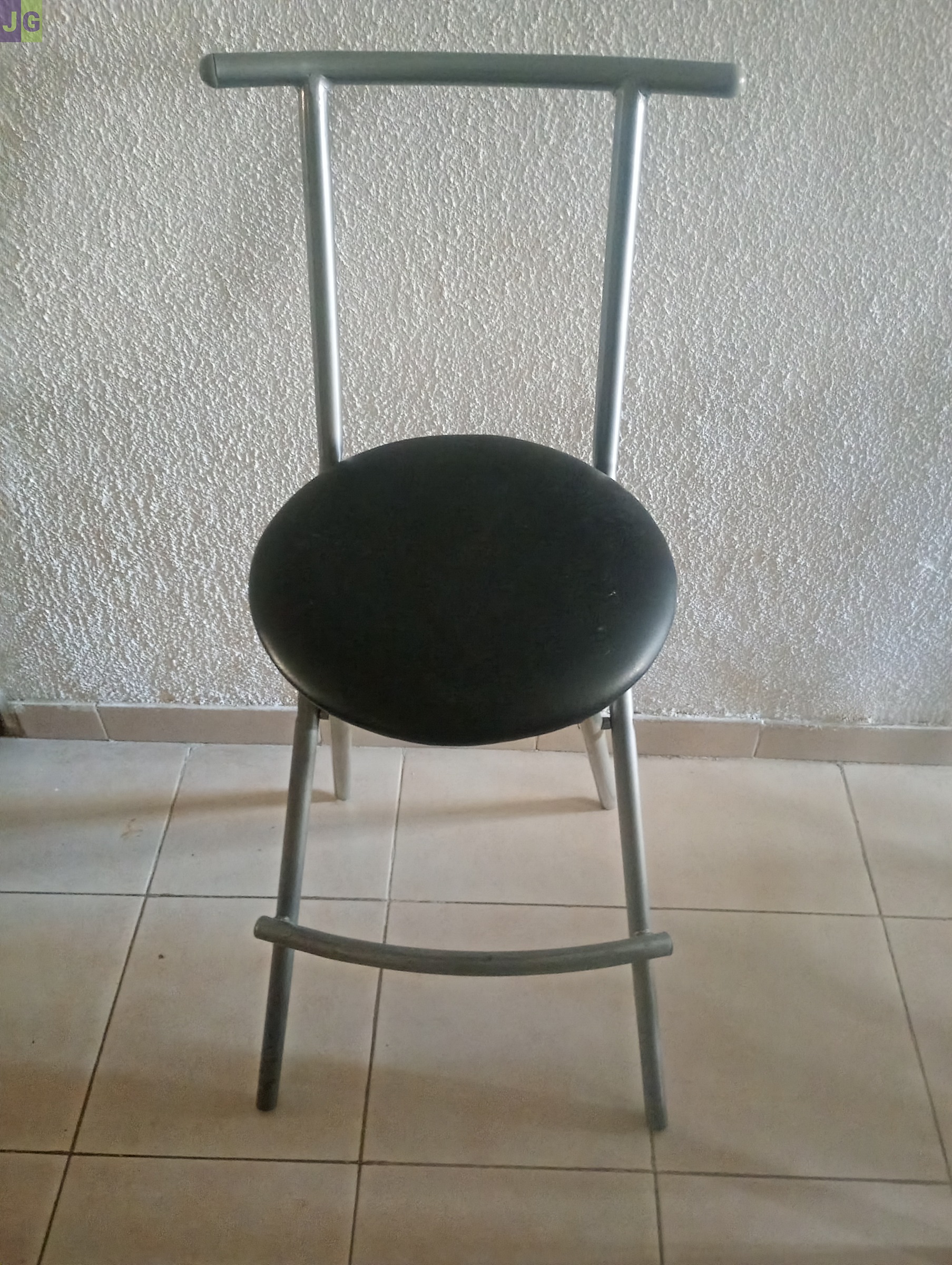 Chaise haute tabouret