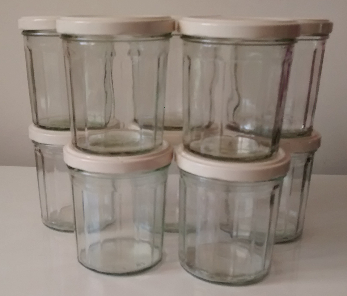 12 pots pour confitures (vides)