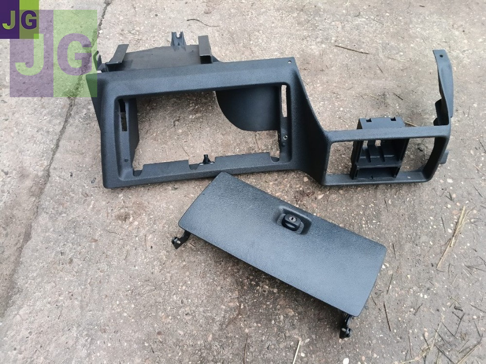 BOITE A GANT DE 205 GTI