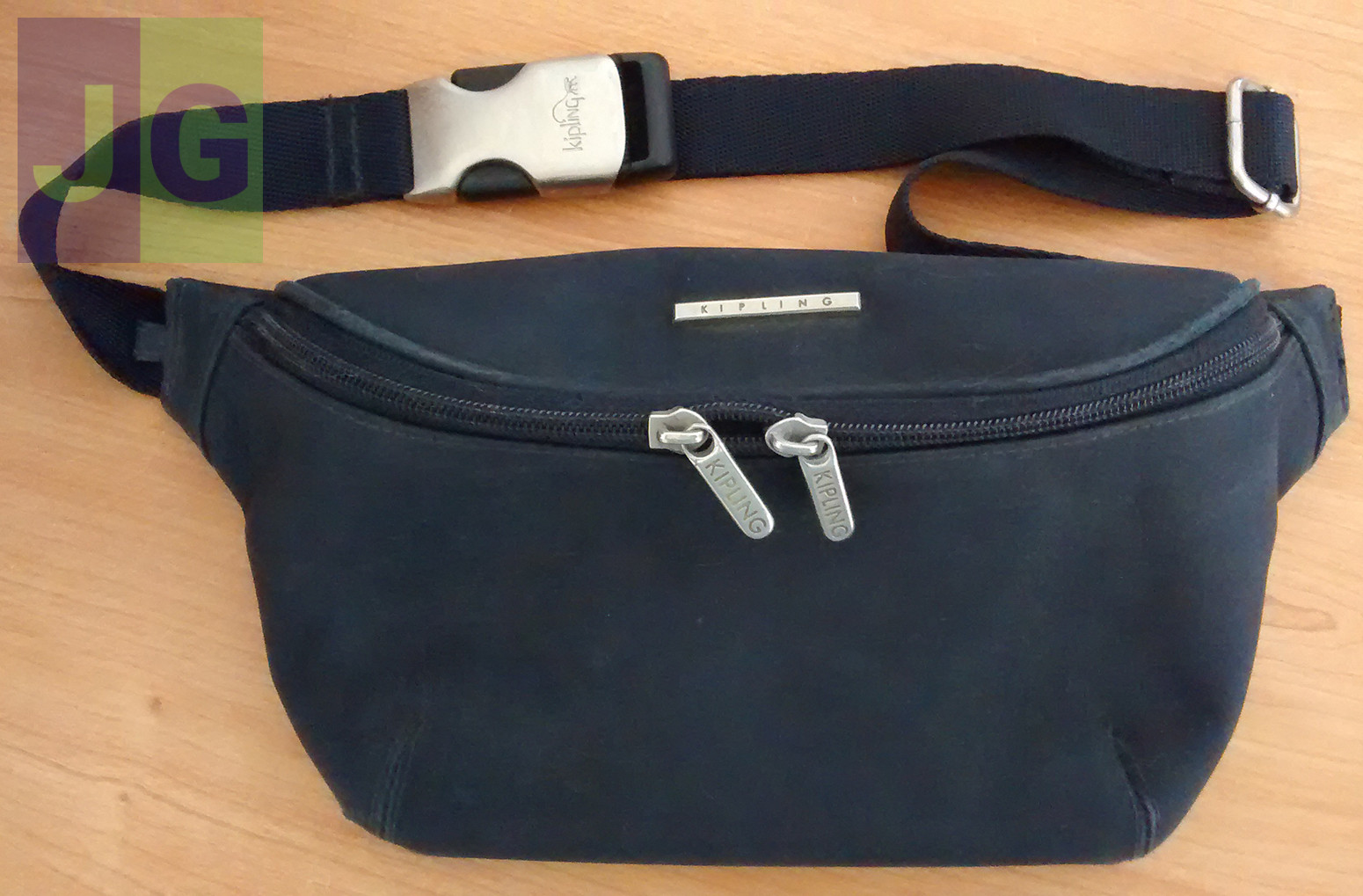 Sacoche - Sac banane Kipling. 13X23 cm